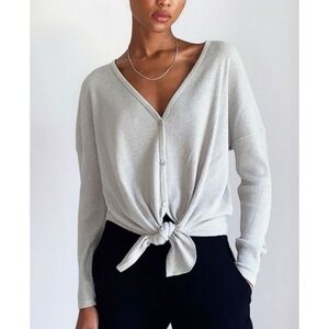 Babaton / Aritzia Taurus Grey Waffle Button Down Shirt | Medium